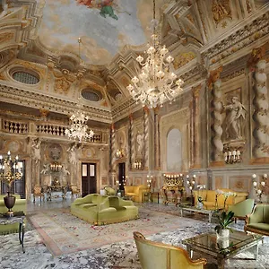 Отель Grand Continental - Starhotels Collezione